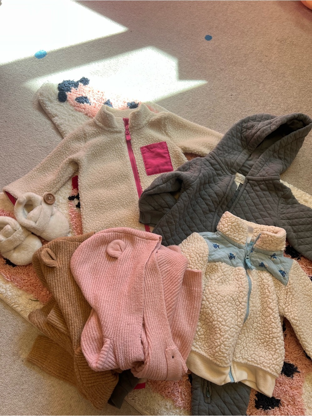 9 PIECE LOT fall and winter clothes sizes 6-12m girls clothing